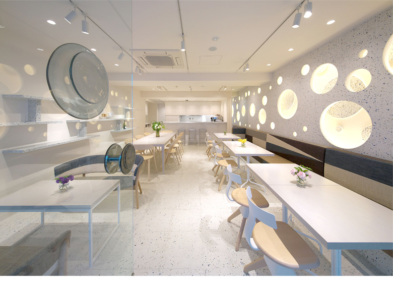 rest店内