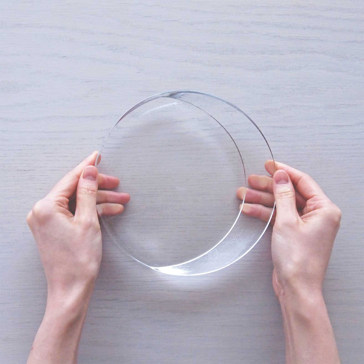満ち欠け：丸形プレート (18cm) 2枚セット GIFT | ガラス製品 | Sghr