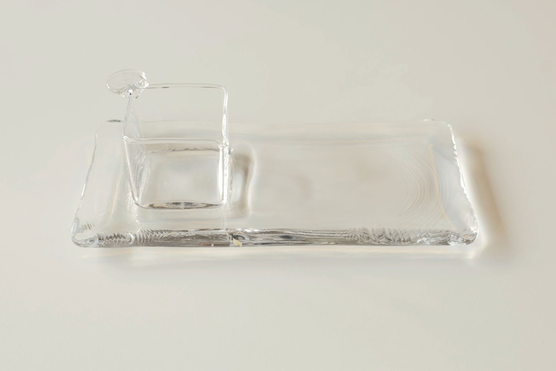 骨董　時代ガラス　パール調ラスター　希少　ドーム型　ビスケットジャー　菓子器 楽天市場】卵型 ガラス瓶 ビン ボトル ガラス容器 容器 カップ